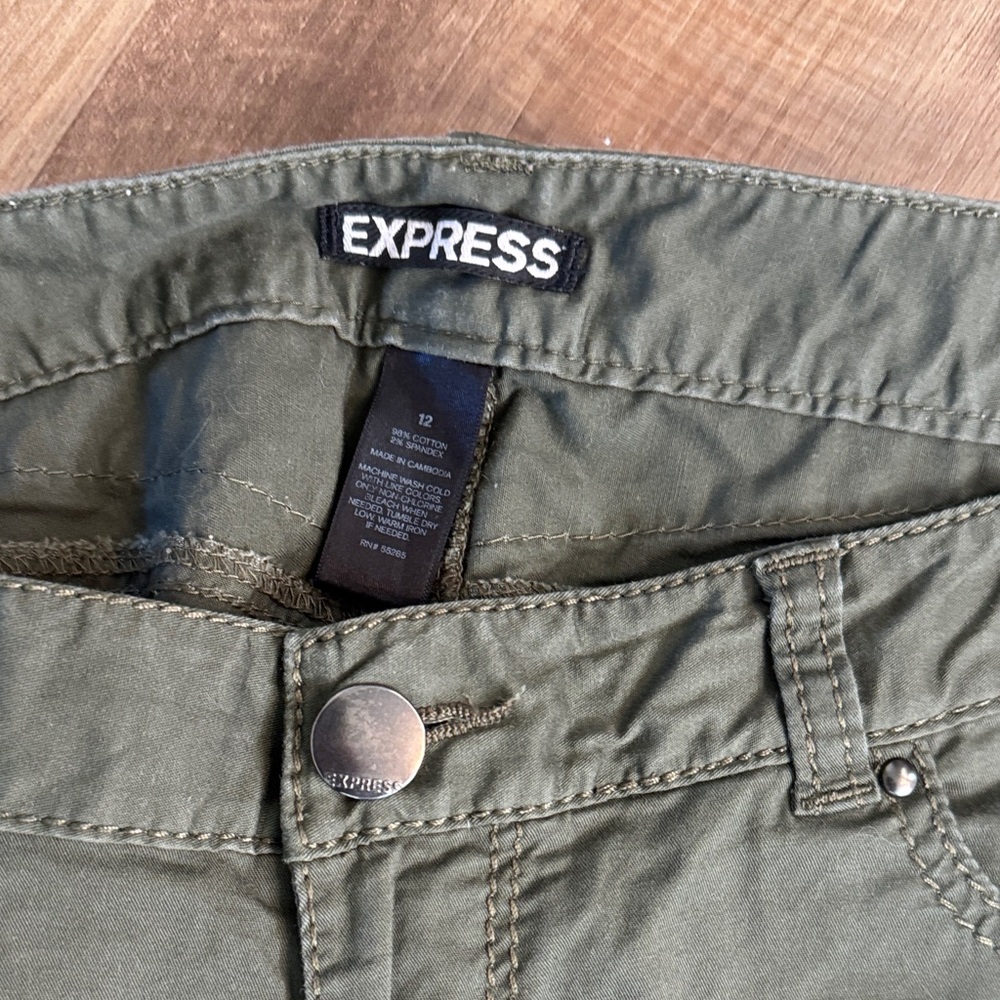Olive capri - Picture 3 of 5